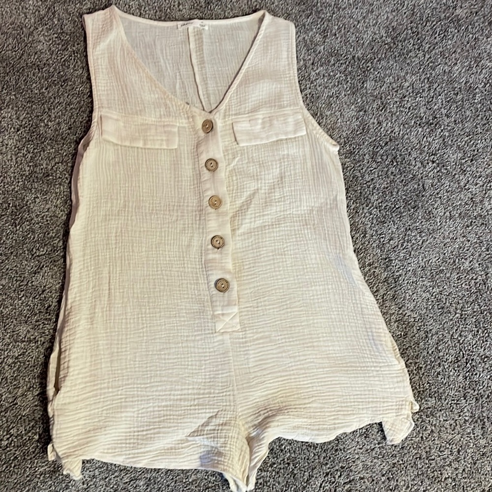 Tan/white romper